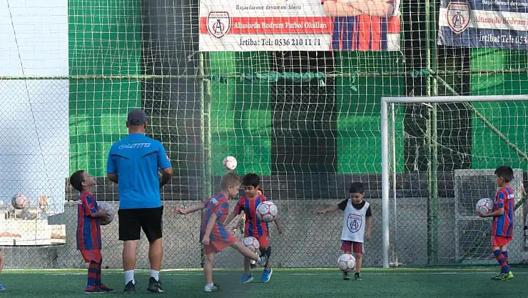 Futbolu Altınordu'da Öğreniyorlar