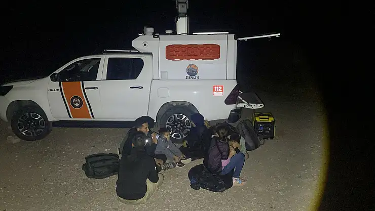 Gece yarısı operasyonunda 22 düzensiz göçmen yakalandı!
