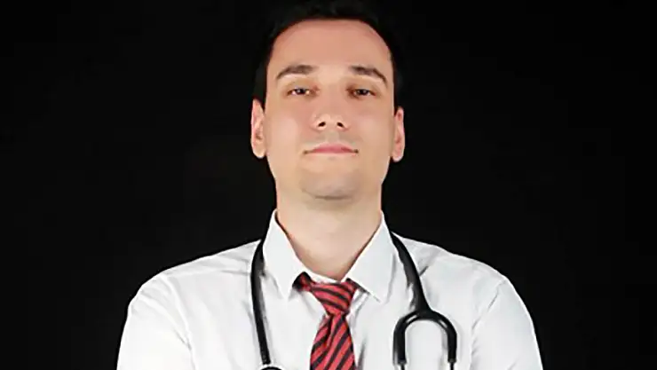 Genç hekim  TUS'ta Türkiye üçüncüsü oldu