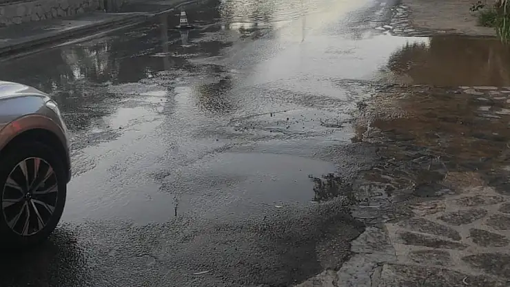 Gölköy'de su patlağı ! Vatandaş mağdur, MUSKİ sessiz !