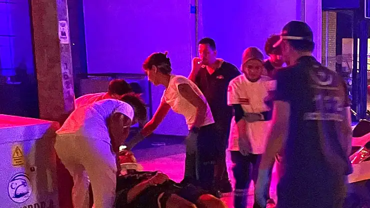 Gümbet'te Kontrolsüz Çıkış Kazaya Neden Oldu: Sürücüsü Hastaneye Kaldırıldı