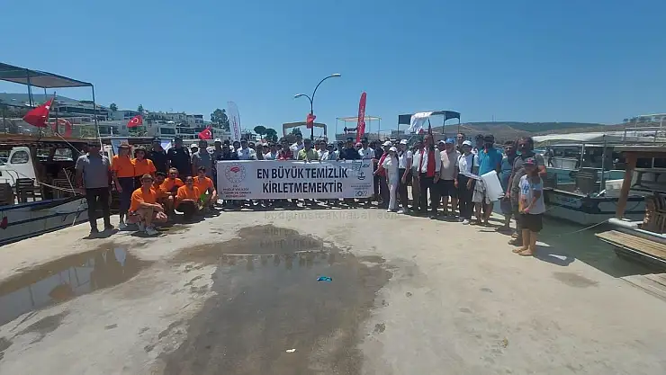 Güvercinlik Koylarından Binlerce Ton Çöp Toplandı