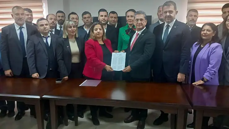 Haluk Laçin ve Yönetimi Mazbatalarını Alarak Göreve Başladı