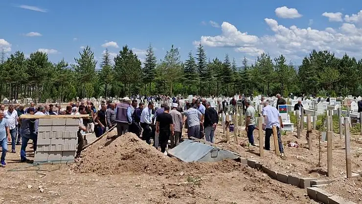 Hastane Morgunda Cesetler Karıştı