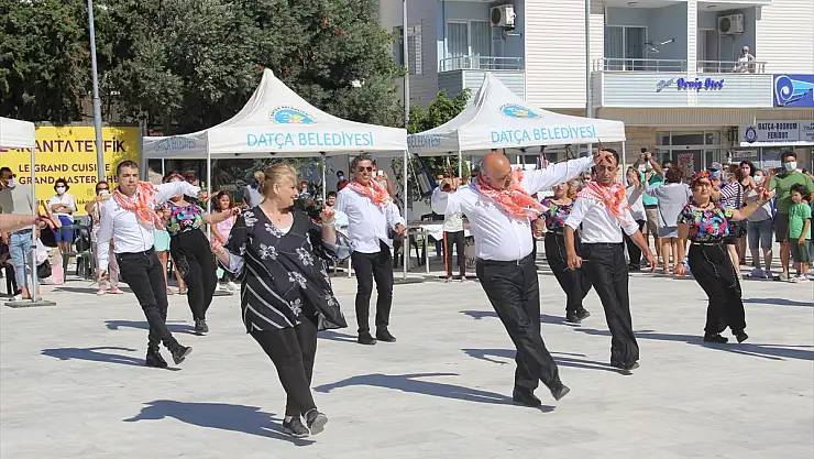 Hayat Boyu Öğrenme Haftası etkinlikleri kapsamında el sanatları sergisi açıldı