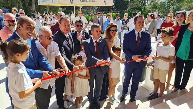 Hayırseverlerin Yaptırdığı Okullar Törenle Eğitime Açıldı