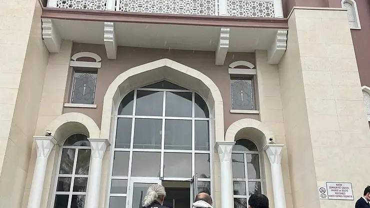 Hırsızlık Suçundan Aranan Kişi Yakalandı