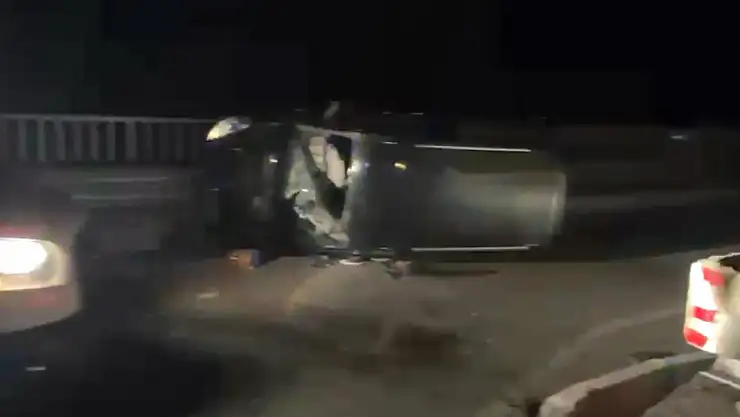 İki araç çarpıştı: 6 yaralı