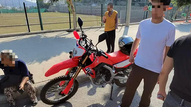 İki motosiklet çarpıştı 1 kişi yaralandı