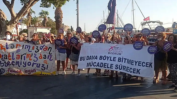 İstanbul Sözleşmesi Dava Reddini Protesto Ettiler