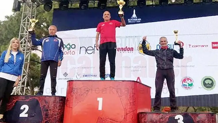 İzmir Maratonu'nda Bodrum'a 3 Kupa Geldi