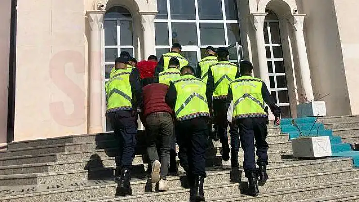 Kablo Hırsızları Suç Üstü Yakalandı