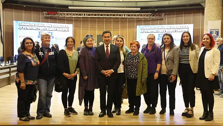 Kadınlar, Bodrum Belediyesi Meclis Toplantısında