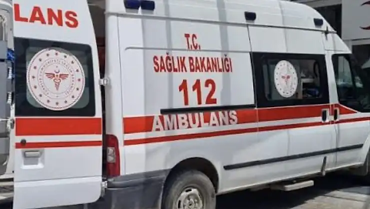 Kamyonet çocuğa çarptı