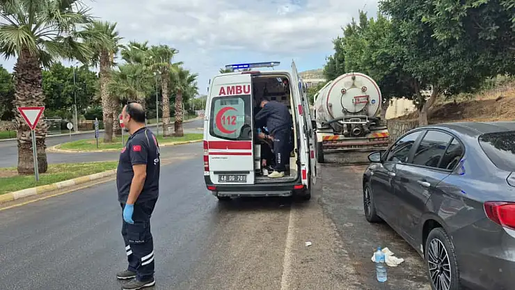 Kaygan zeminde peş peşe kazalar ! 6 yaralı