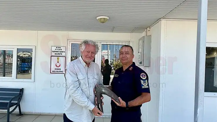 Kayıp Eserin Parçası Sulak Alanda Bulundu