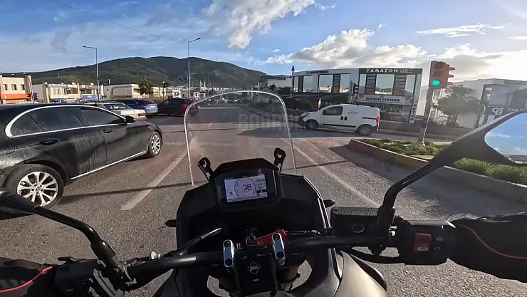 Kaza Anları  Kask Kamerasına Saniye Saniye Yansıdı