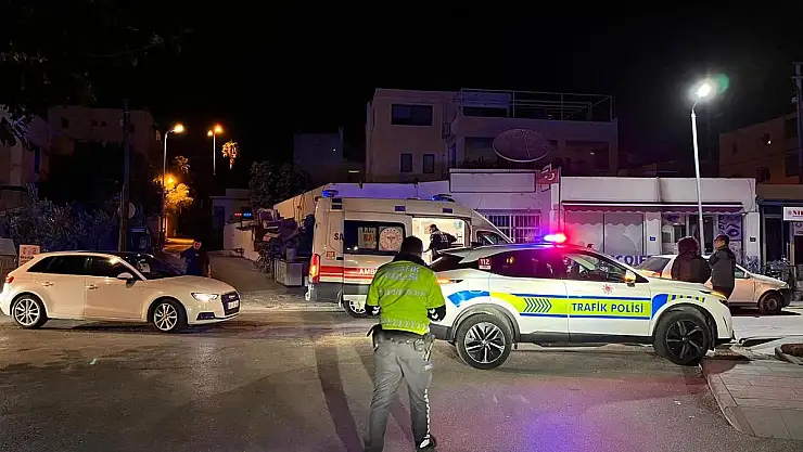 Kaza Yapan Sürücü Aracını Kilitleyip Kaçtı, 1 Yaralı