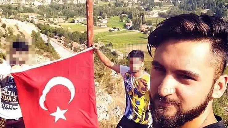 Kazada Ağır Yaralanan Genç Kurtarılamadı