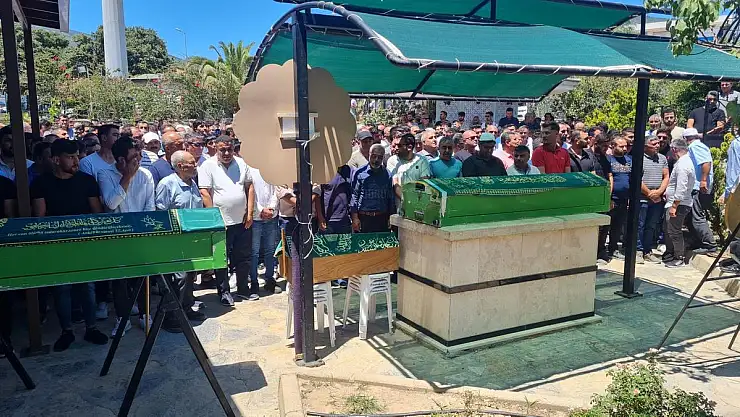 Keskin Ailesi Dualar Eşliğinde Son Yolculuklarına Uğurlandı
