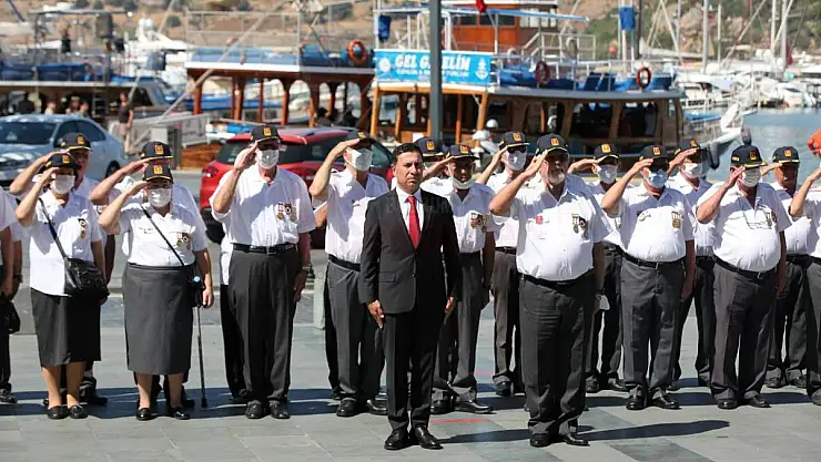 Kıbrıs Barış Harekatı Bodrum'da Törenle Kutlandı