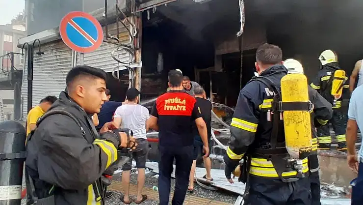 Kırtasiye ve Milyoncu İş Yerlerinde Yangın!
