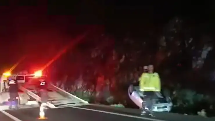 Kontrolden çıkan araç takla attı