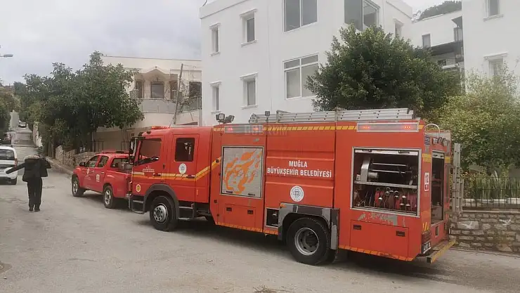 Kumbahçe'de Çıkan Yangın Çevrede Korkulu Anlar Yaşattı