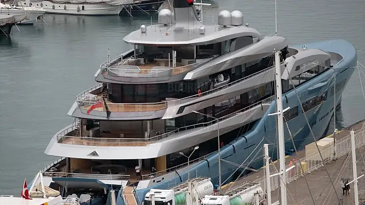Lüks Mega Yat 'Aviva' Fethiye'de
