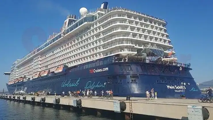 Mein Schiff 5, 2311 Yolcu İle Tekrar Limanımızda