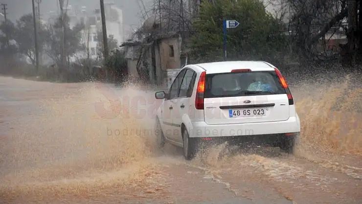 Meteoroloji'den Muğla İçin Gök Gürültülü Yağış Uyarısı