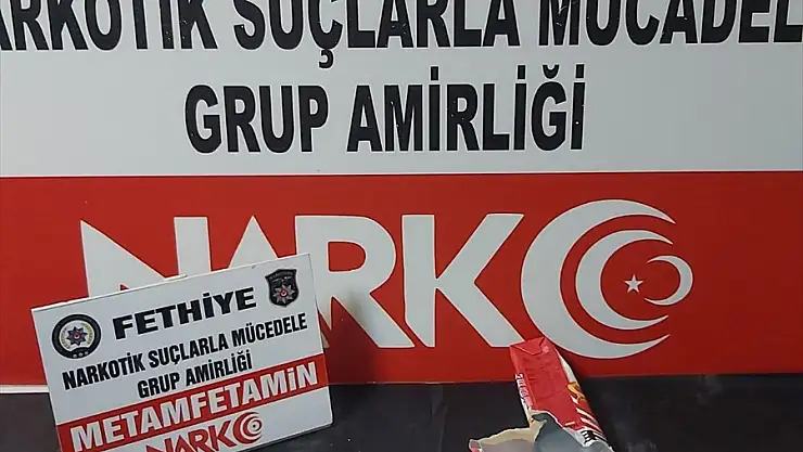 Meyve suyu kutusuna sakladığı uyuşturucuyla yakalanan zanlı tutuklandı