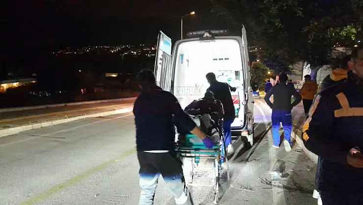 Motor Kurye Kazada Yaralandı