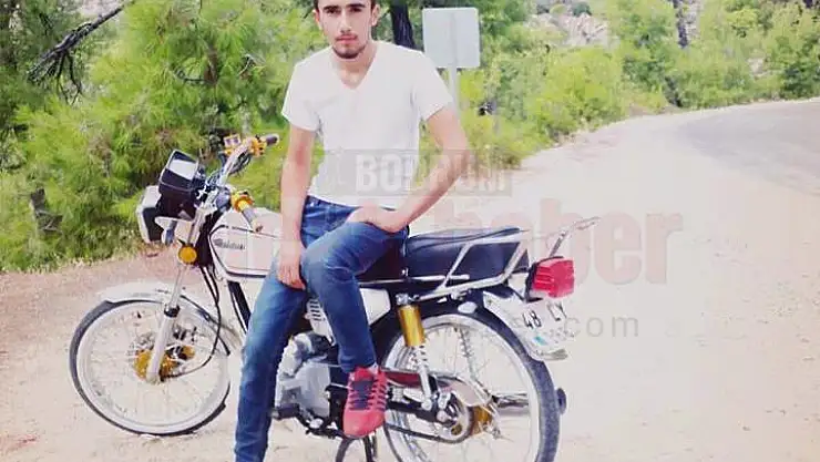 Motosiklet Kazasında 1 Genç Öldü