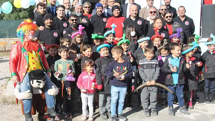 Muğla 911 Arama Kurtarma Araştırma Derneği Okulun Onarımına Destek Verdi