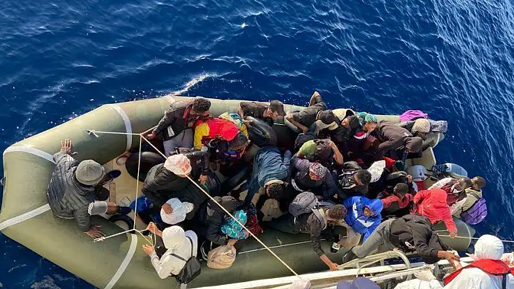 Muğla Açıklarında 46  Düzensiz Göçmen Kurtarılmıştır