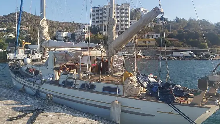 Muğla Açıklarında 5 Düzensiz Göçmen ve 1 Göçmen Kaçakçısı Şüphelisi Yakalandı