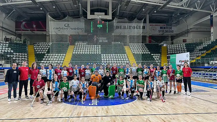 Muğla Büyük Kadınlar Hokey Ligi Başladı