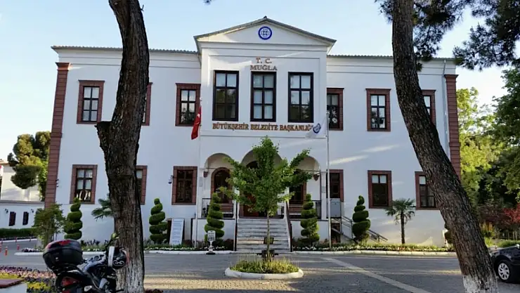 Muğla Büyükşehir Belediyesi'ne usulsüz tahsis ve kadro uyarısı