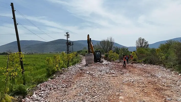Muğla Büyükşehir Belediyesi'nden Milas Kırsalına 80 Milyon TL'lik Yol Yatırımı