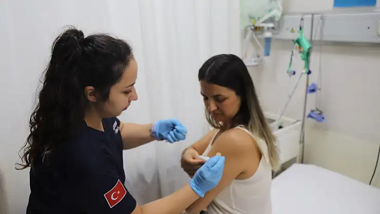 Muğla Büyükşehir Belediyesi'nin ücretsiz HPV aşı uygulaması devam ediyor