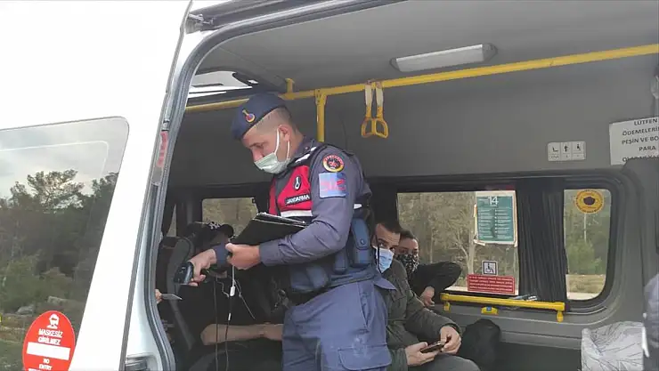 Muğla'da Kovid-19 tedbirlerine ve trafik kurallarına uymayan 68 kişiye 60 bin lira ceza kesildi