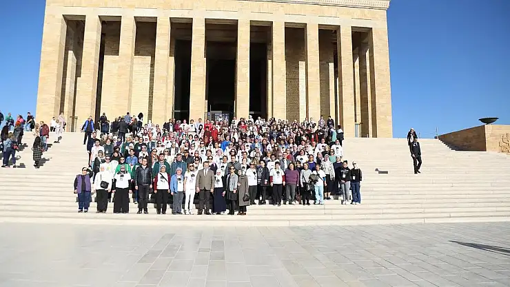 Muğlalı Kadınlar Ata'ya Saygı İçin Anıtkabir'de
