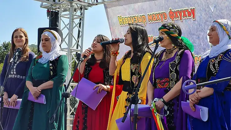 Nevruz Kutlamaları Terör Örgütü Sloganları İle Başladı