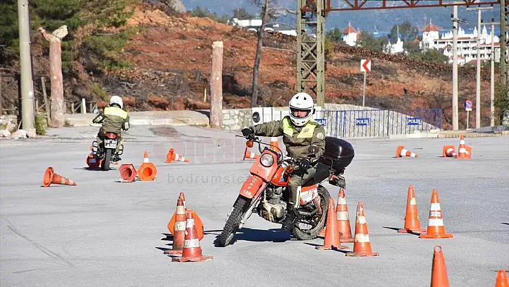 Ormanlarda Görevli Motorize 'Sincap' Ekiplerine İleri Sürüş Eğitimi Veriliyor