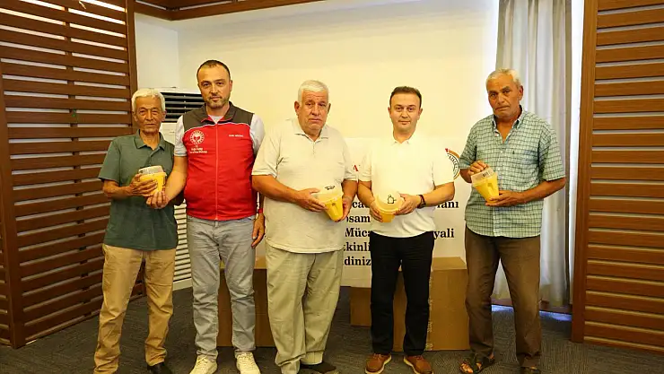 Ortaca'da Akdeniz Meyve Sineği ile mücadele kapsamında tuzak dağıtım etkinliği gerçekleştirildi