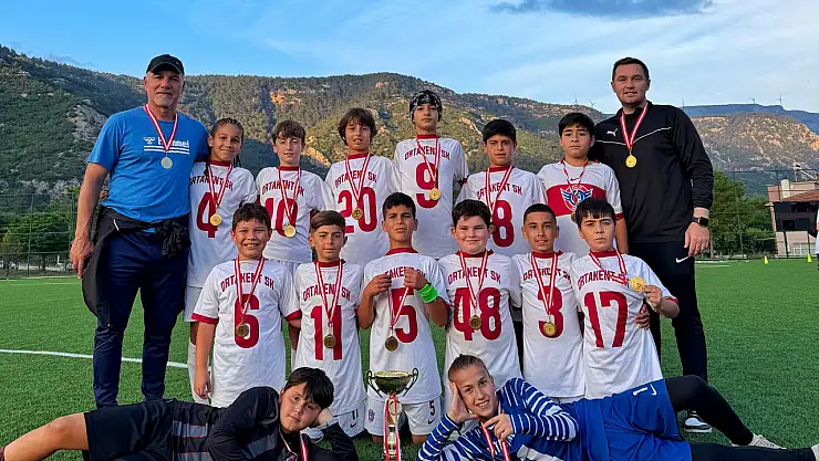 ORTAKENT YAHŞİ SK U11 TAKIMI TEKRAR NAMAĞLUP MUĞLA İL ŞAMPİYONU OLDU