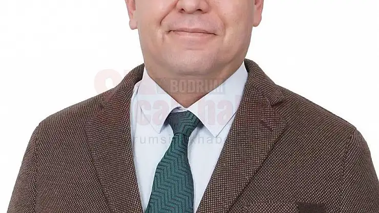 Osman Gökmen Bodrum Belediye Başkanı Ahmet Aras'a 'CE HA PE' tiyatrosu sergiliyor Dedi