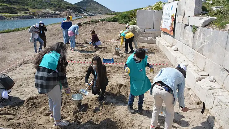 Otizmli Çocuklar Knidos'ta kazı yaptı