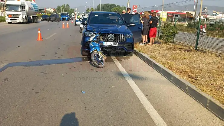 Otomobil Seyir Halindeki Motosiklete Çarptı, Kazada 1 Kişi Öldü